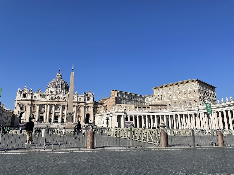 piazza san pietro roma
