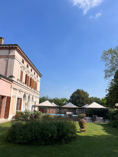 Villa Cavriani