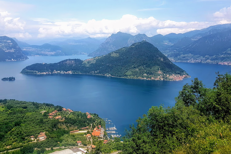 Big bench of Pilzone