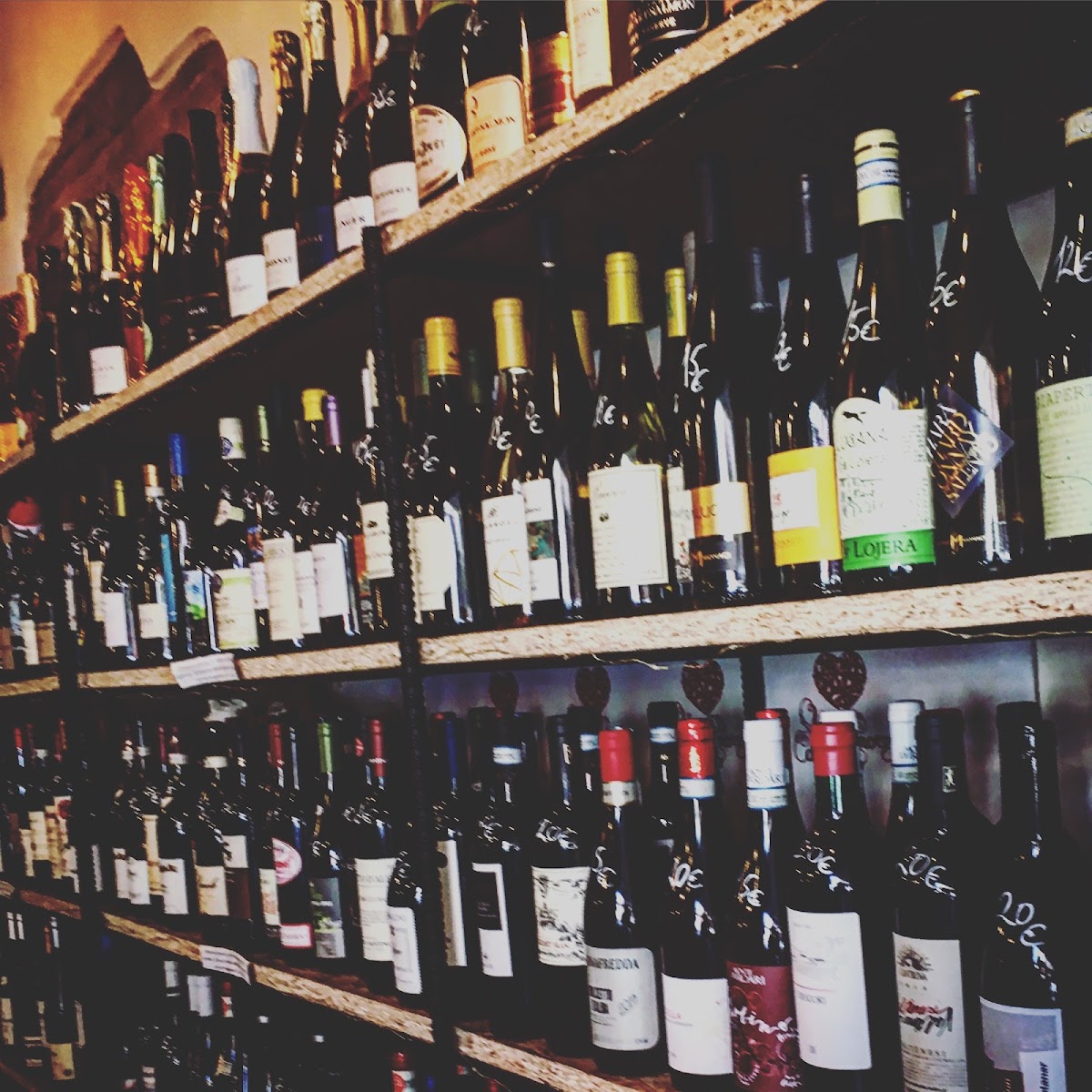 Un Amore DiVino Enoteca- Vini Naturali-Stuzzicheria-Aperitivi