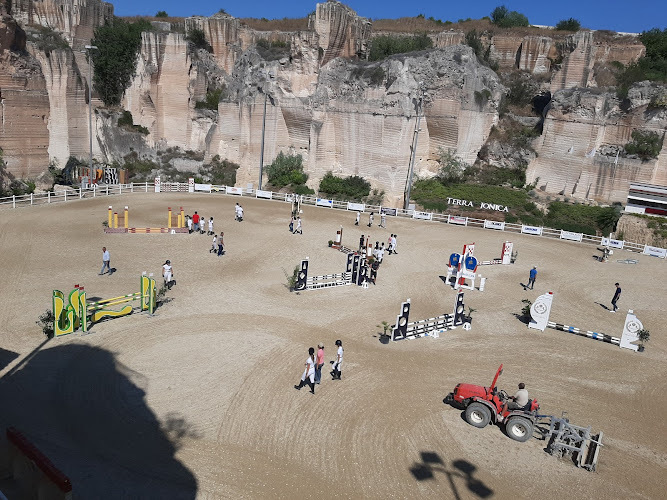 Circolo Ippico Horse Club Terra Jonica