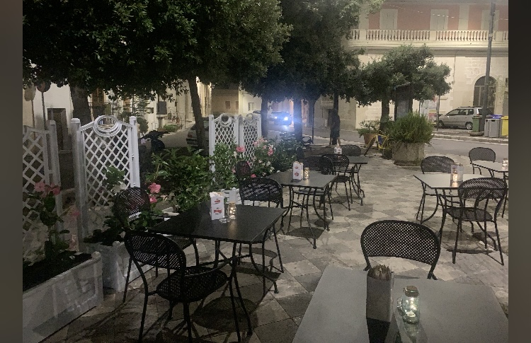 CAFFÉ DEL POPOLO - Coffee&Drink | Colazione Aperitivi Pranzo e Cena