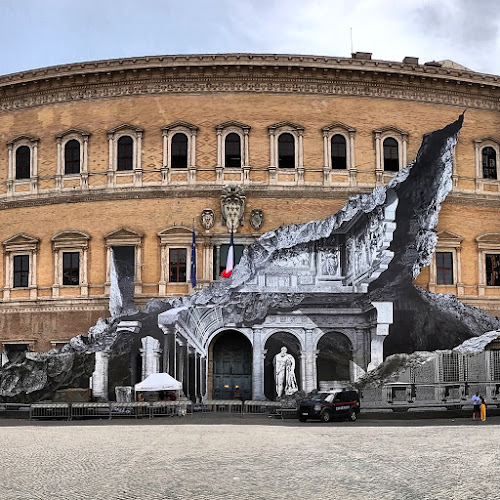 Great Times Tours - Rome Colosseum.