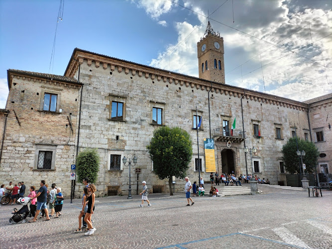 Palazzo Ducale dei Duchi d'Acquaviva