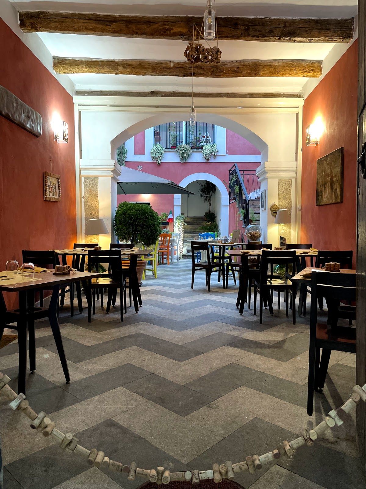 Ristorante - Enoteca Donna Nela