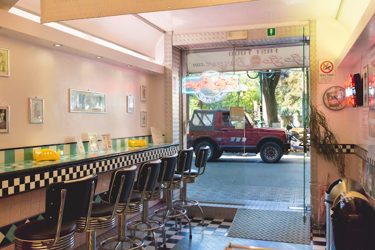 Go Go Burger Fast Food