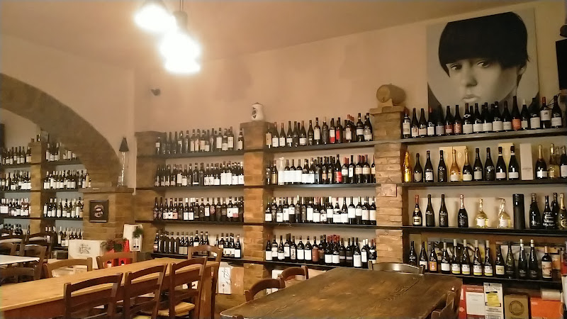 Hostaria Del Castello wine & beer shop