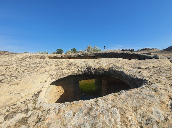 Domus De Janas De S' Acqua Salida - Pranu Efis