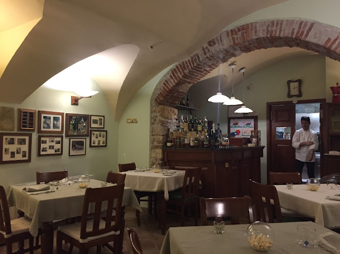 Osteria Di Mezzo