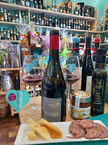 Koros Enoteca Villasimius Prodotti tipici Sardi Vini Sardi salumi Formaggi prodotti tipici