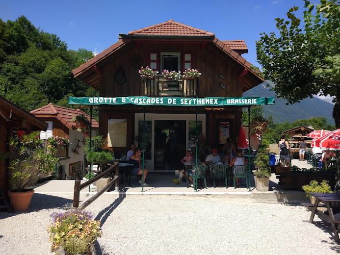 Grotte et Cascade de Seythenex