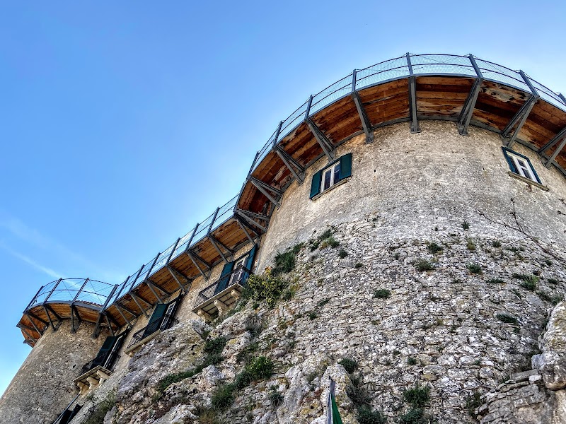 Castello Baronale di Macchiagodena