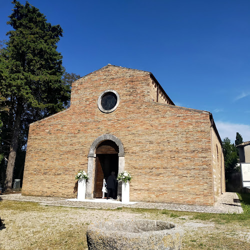 Abbey of Saint Mary 'del Lago'