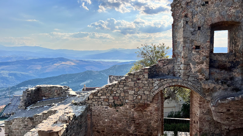 Castello di Colobraro