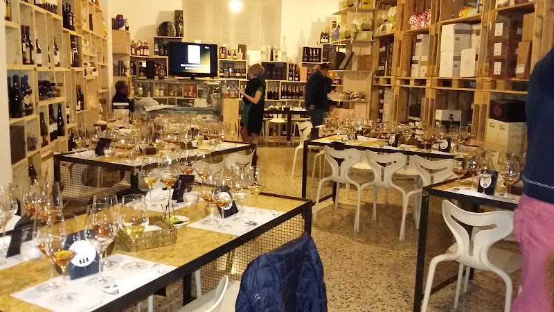 Bar Caffè Enoteca Melina