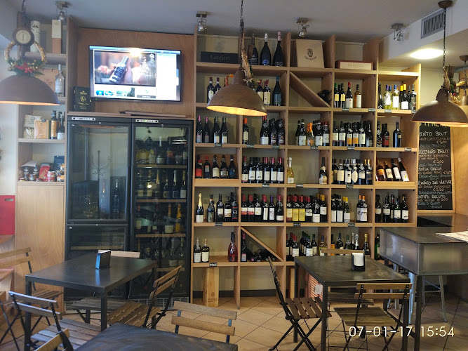 Bar Gallo Winery Rebel