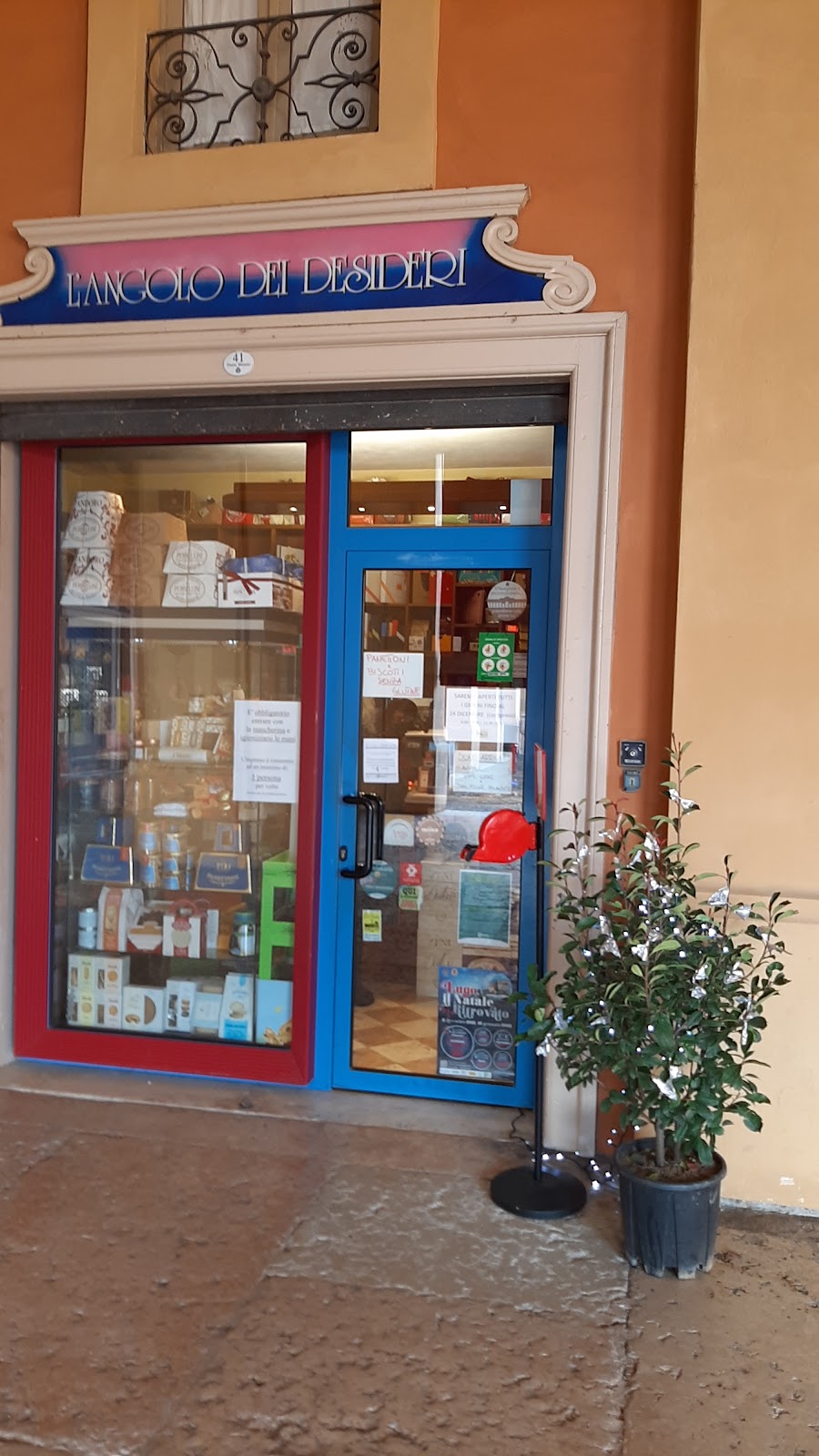 L'Angolo Dei Desideri - Casa Del Caffè