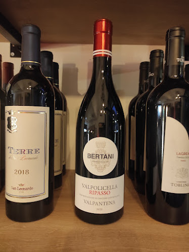 FUME Gintoneria Vineria Focacceria